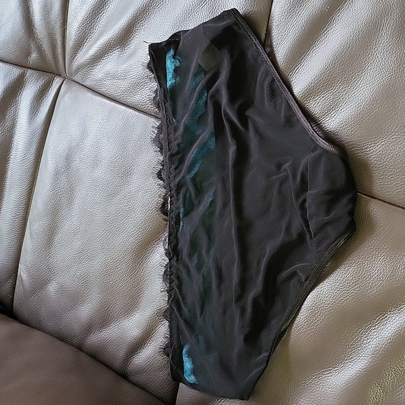 corset and panties set 36 D - Picture 4 of 16